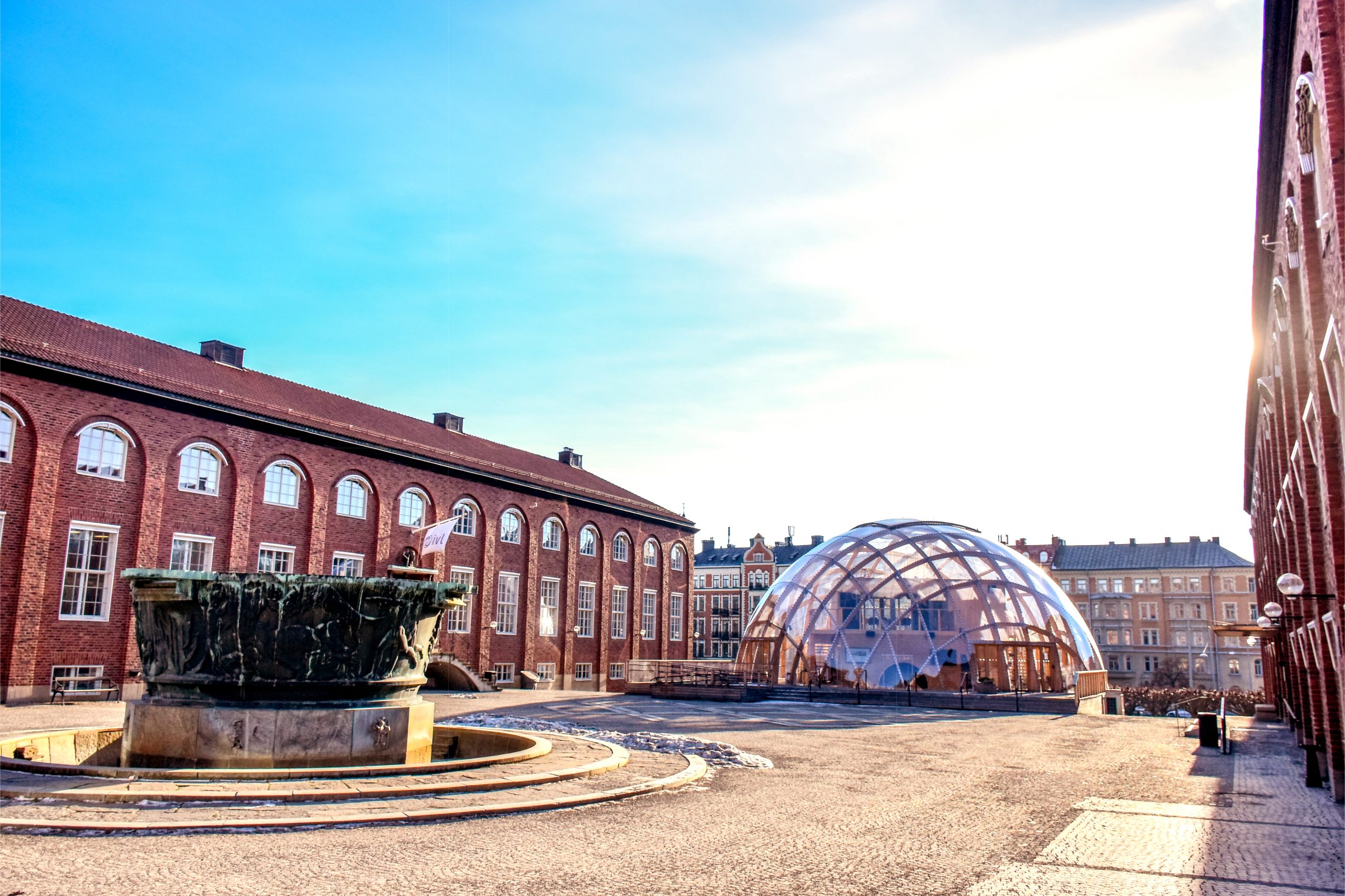 Du visar för närvarande BST vinner stor upphandling för Akademiska Hus